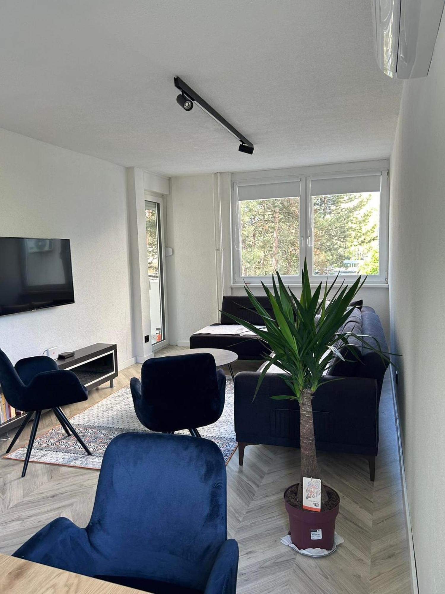 Nayla Apartma *
